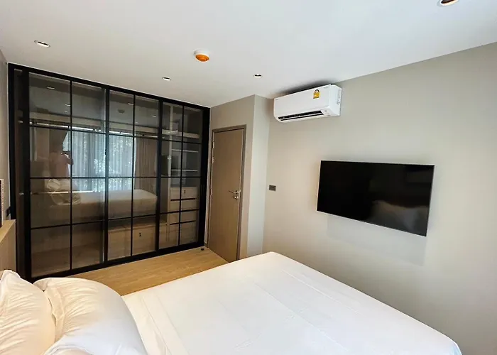 1br Luxury Queen In Sukhumvit,bts And Shuttle Bus Service