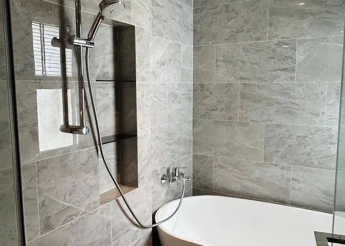 1br Luxury Queen In Sukhumvit,bts And Shuttle Bus Service 曼谷